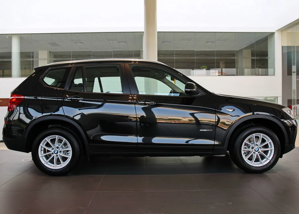 鉴赏一下宝马x3sdrive20i的美