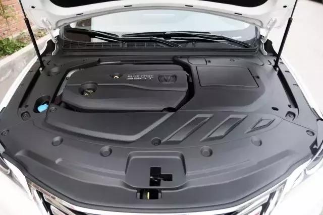 准备自驾上高原,你需要小心汽车高原的反应