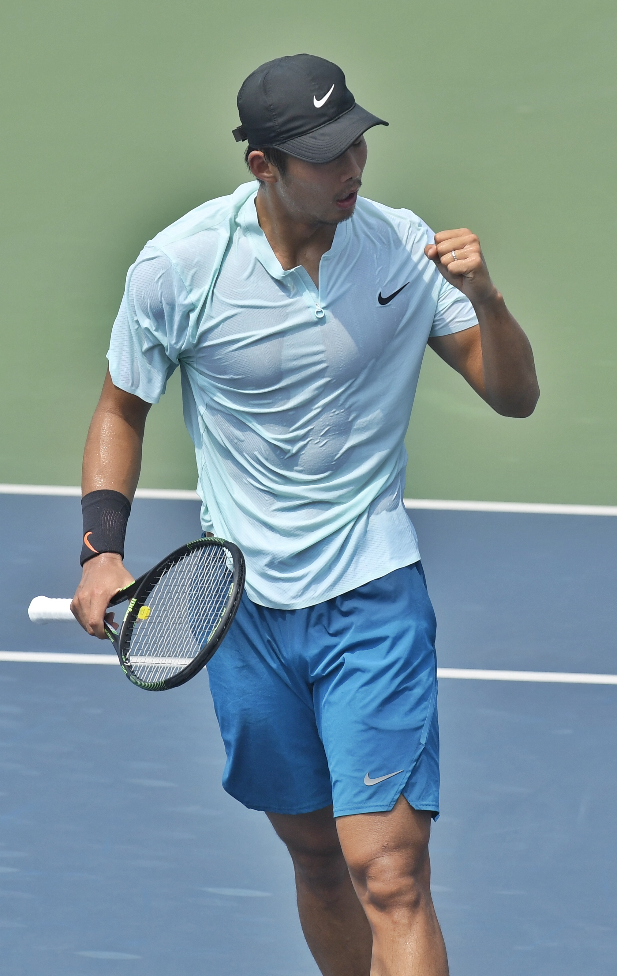 网球——成都国际挑战赛:张择晋级决赛(2)