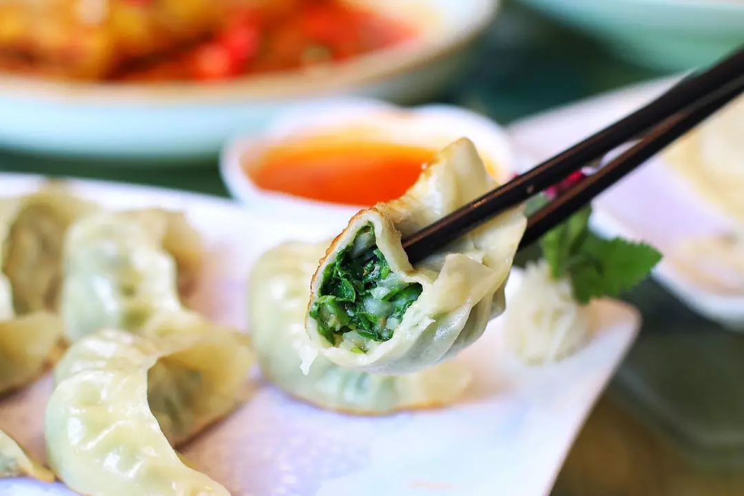 大厨教你怎么做荠菜饺子更好吃,把春天吃进肚子里