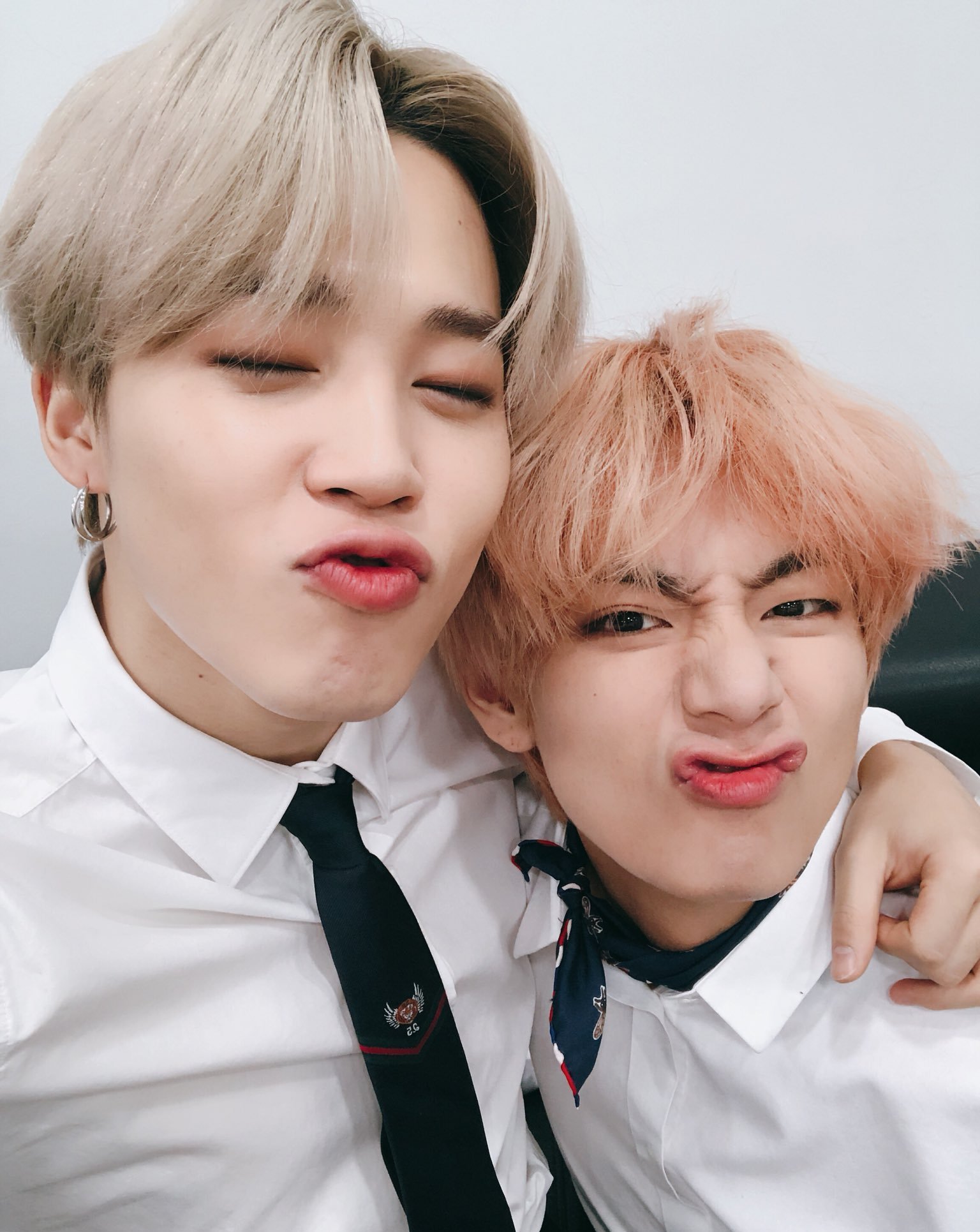 防弹少年团的95line 互相陪伴的亲故 真羡慕朴智旻金泰亨的友情!