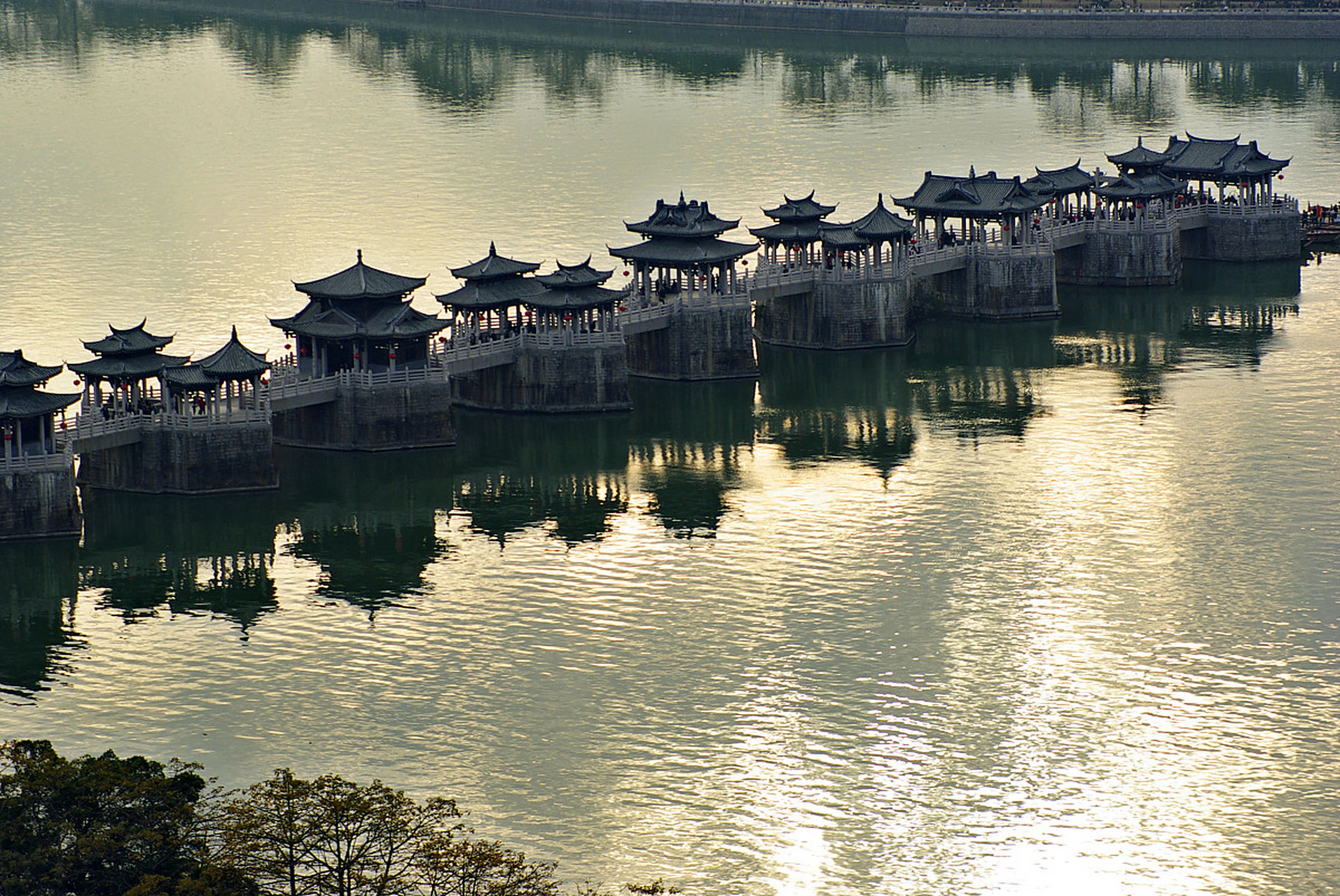 解锁美食与美景的盛宴——潮汕市景点推荐 位于广东省东部的潮汕地区