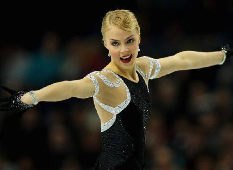 芬兰冰上公主基拉科尔皮,退役后成瑜伽老师