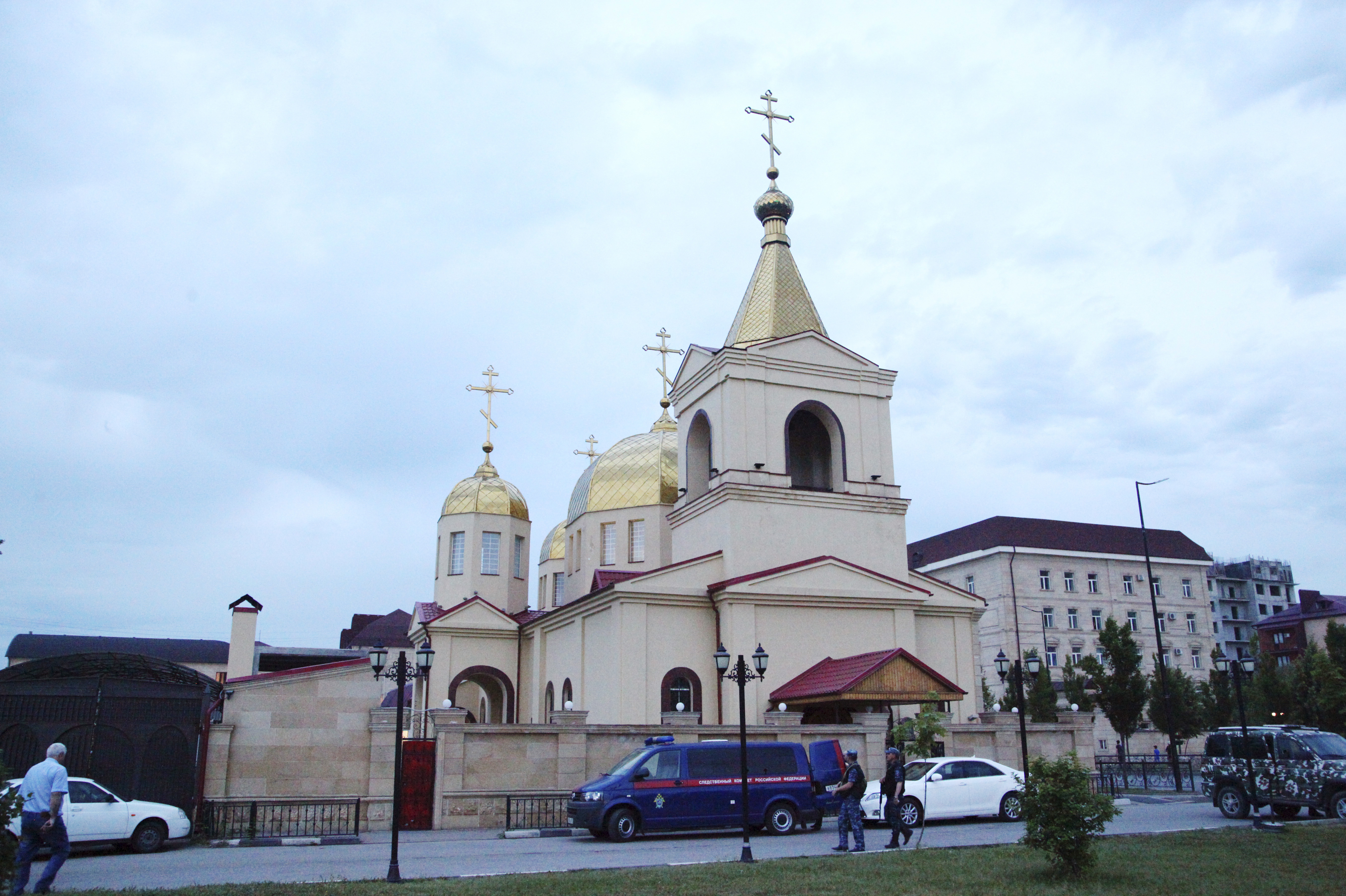 俄罗斯车臣共和国一教堂遇袭致3人死亡(2)