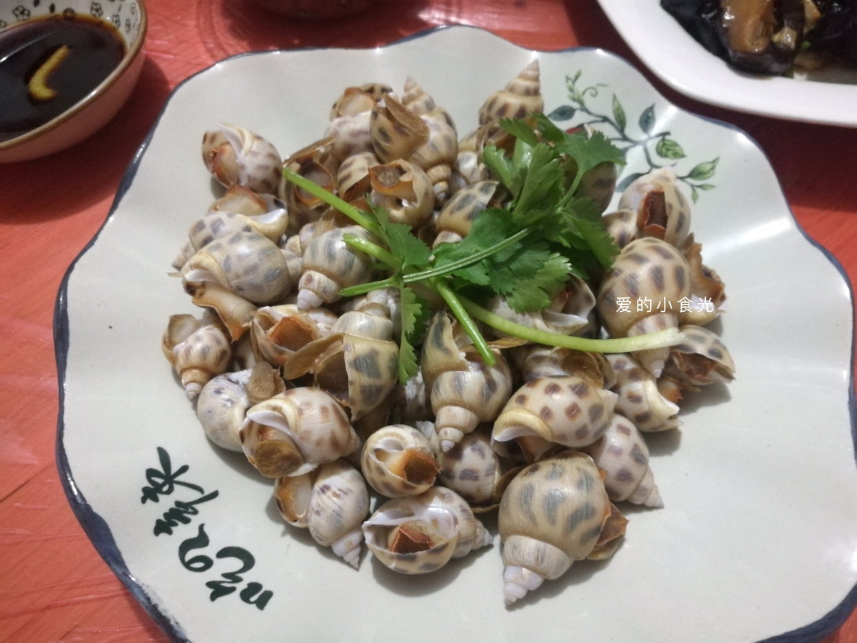 2个小时不到做了11个菜,5道海鲜,才花了300元左右,便宜还是贵