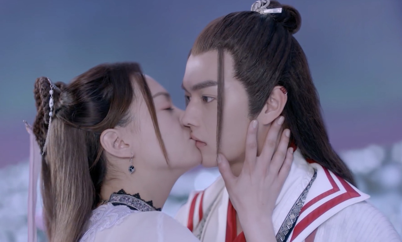 《从前有座灵剑山》尴尬的名场面:王舞献吻王陆,却喊错了人!