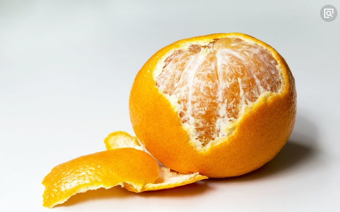 女人睡前把"橘子皮"贴在肚脐上,不出7天,3件好事可能不请自来