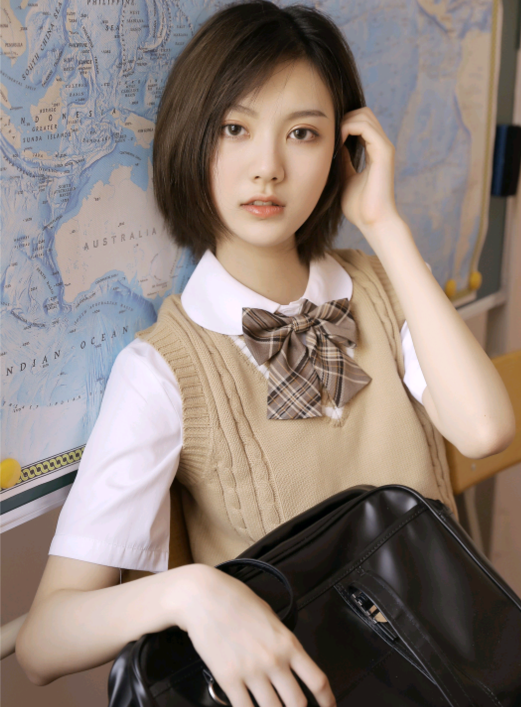 文静美艳的清新伊人小姑娘