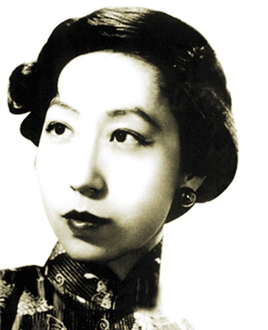 1947年,张爱玲给了文化汉奸30万分手费