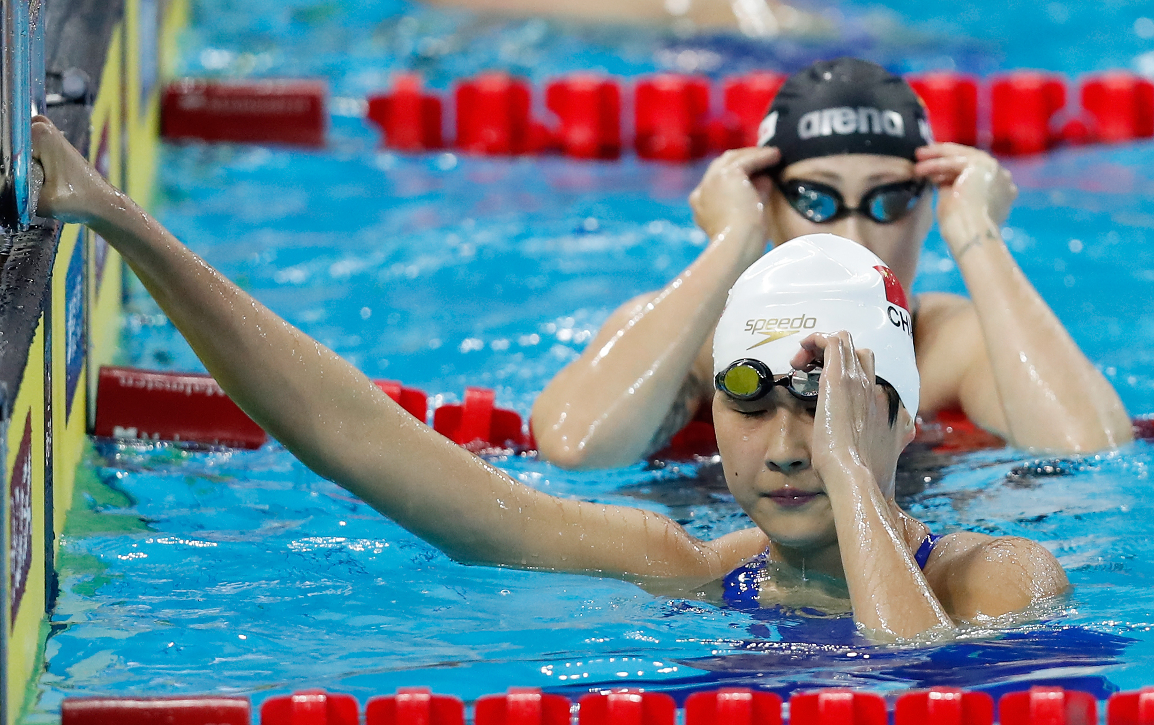 游泳——短池世锦赛:王简嘉禾晋级女子400米自由泳决赛