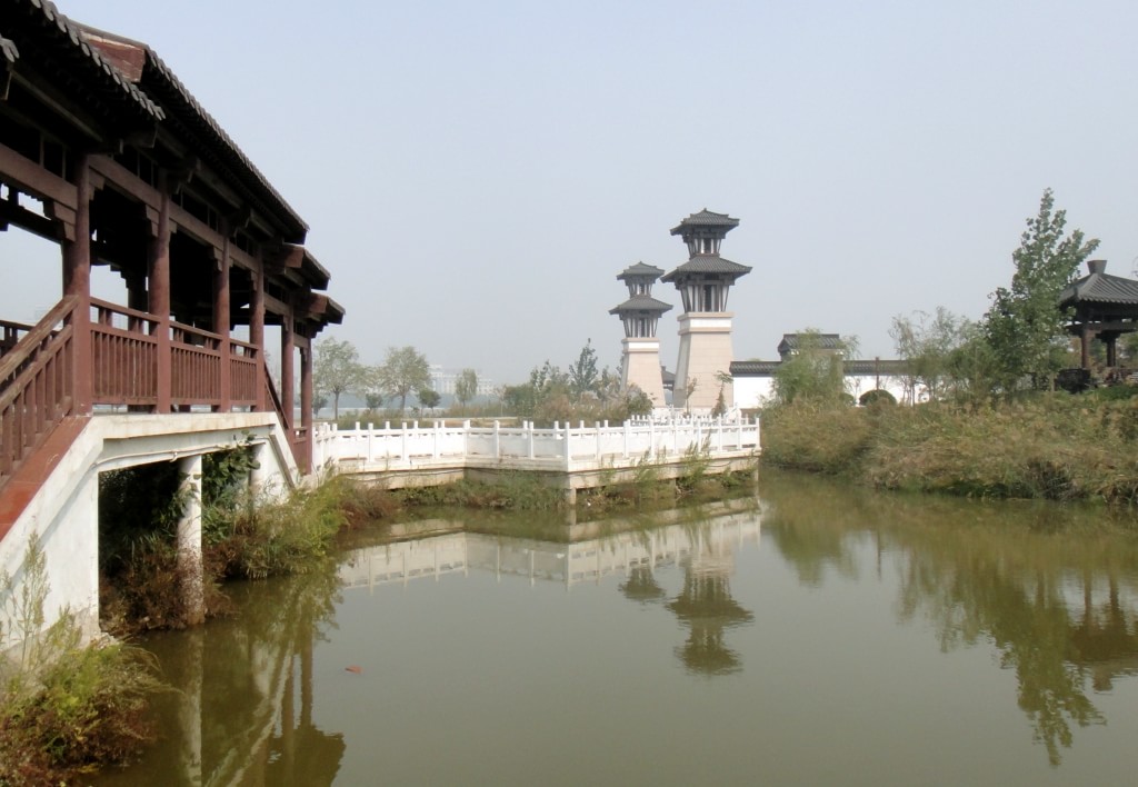 "千年古城,百年州府",汉朝人称"锦绣襄邑",如今没落无人知