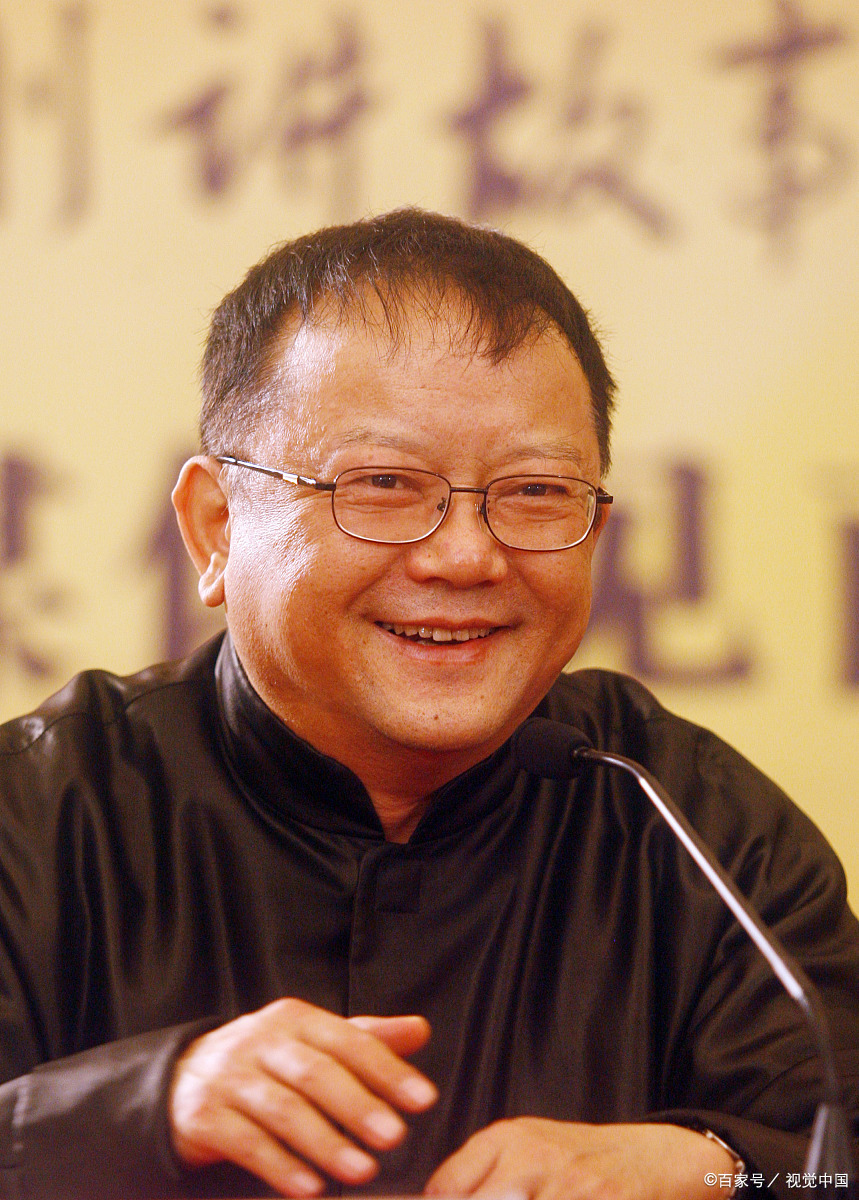 王刚清空多个社交账号,解散粉丝群,究竟为啥?最新回应来了!