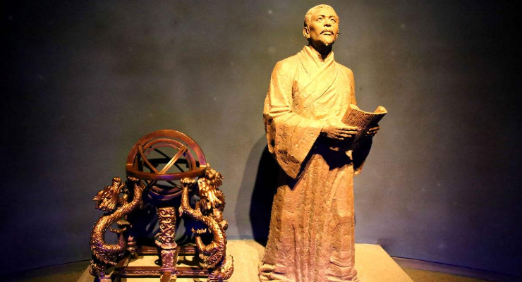 刘勰通过广泛的阅读和见识,穷究事物的道理,形成自己独特的意象