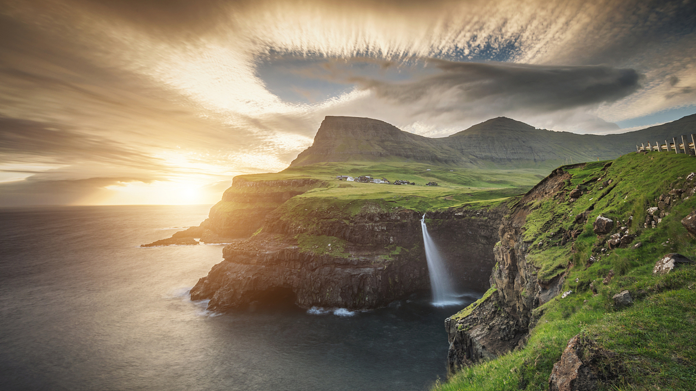 #百度秋冬打卡挑战赛# 丹麦法罗群岛是丹麦王国的一个自治领地,位于挪