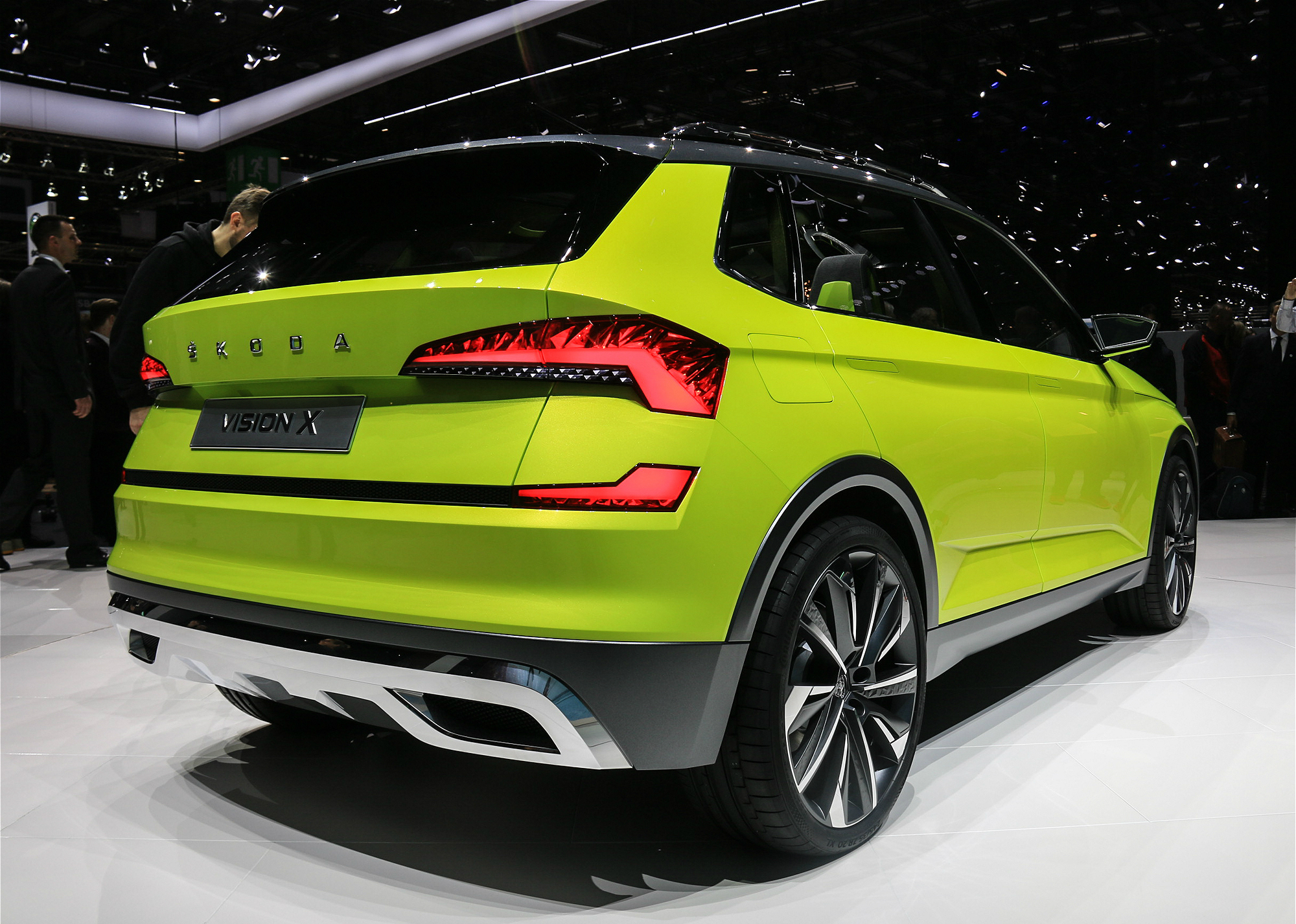 斯柯达visionx要来了,斯柯达的翻身之作,大灯比奥迪拉风!