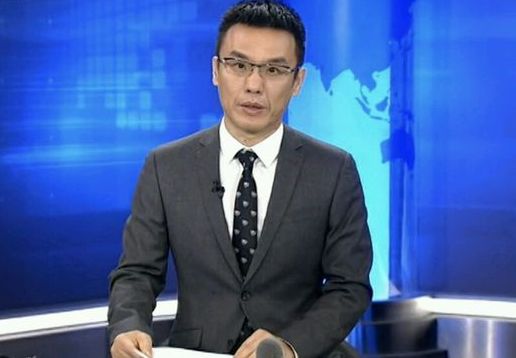 张羽从央视离职任副总,承认未通过普通话考试,曾被视为李咏哈文