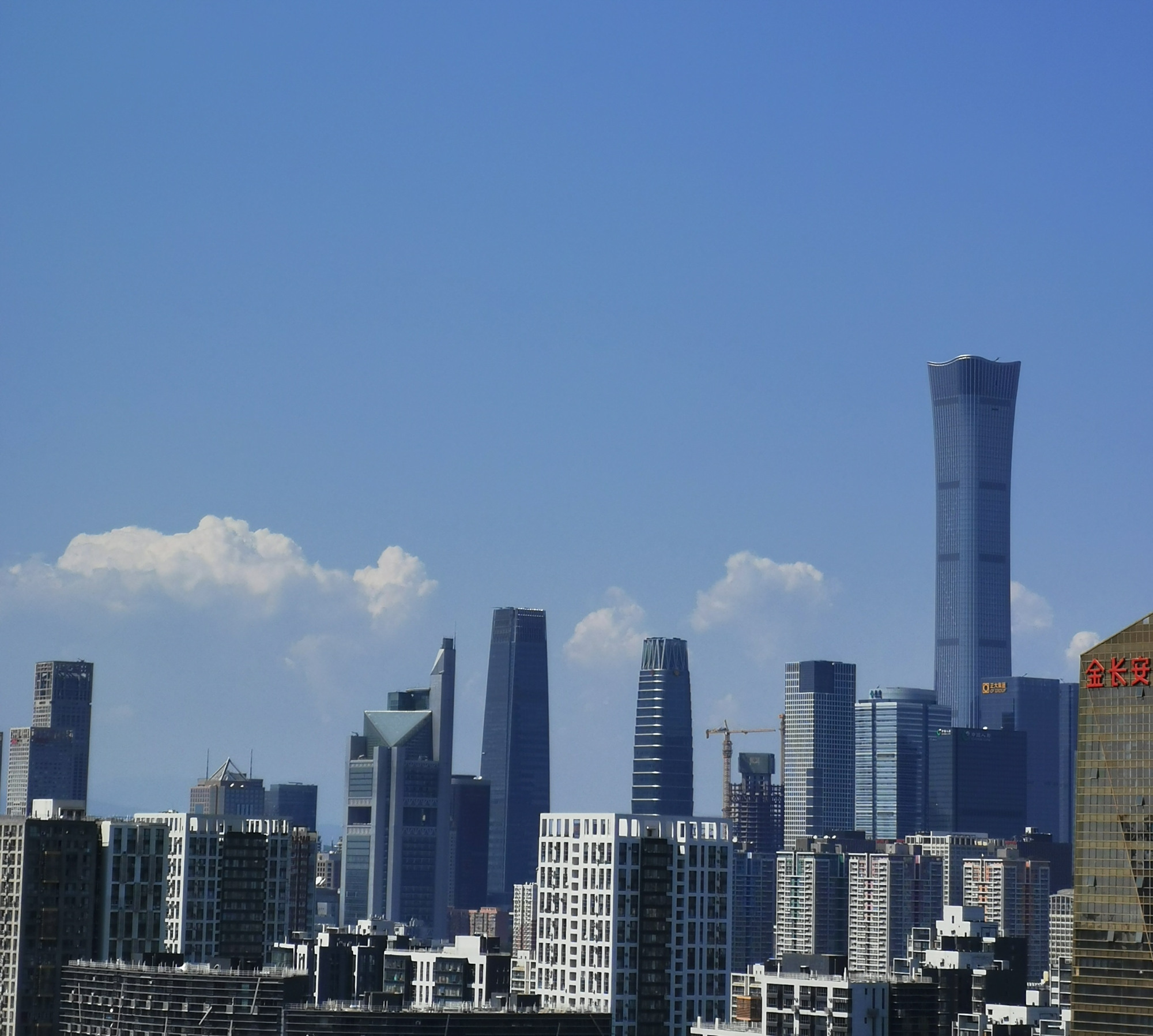北京的摩天大楼排不到全国前三,但中国尊区域的建设改变状况