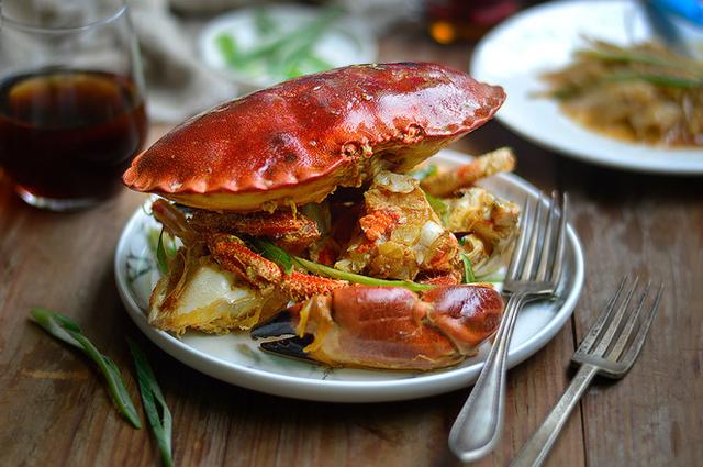 家常美食葱香面包蟹面包蟹,说好是面包蟹,面包在哪里呢?