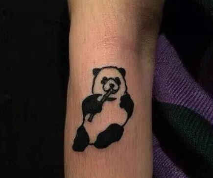 吴赫:中国长大的韩国歌手,将中国地图和熊猫都纹身上的灵魂歌手