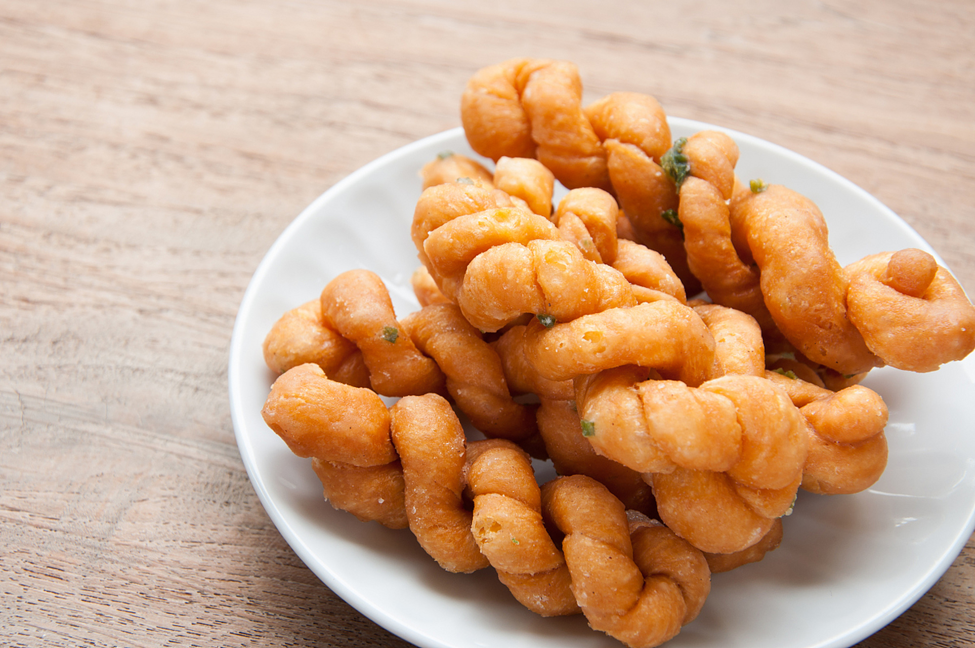 【新春美食打卡】788  95【香酥炸麻花】,传统美味迎新春!