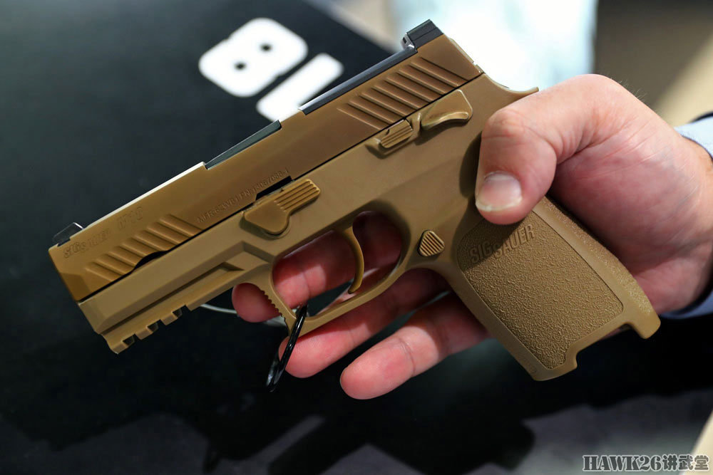 歪打正着:西格绍尔推出m18手枪商业版 阴差阳错变成正规军版