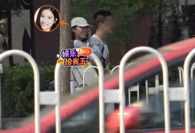 曾与张一山床上缠绵的大胸姐,私下另找新欢带男人回家