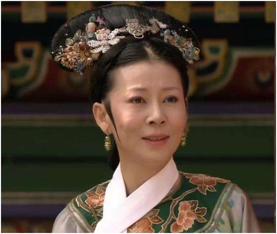 《甄嬛传》齐妃晒日常,儿子颜值帅气似明星,老公长相不如温太医