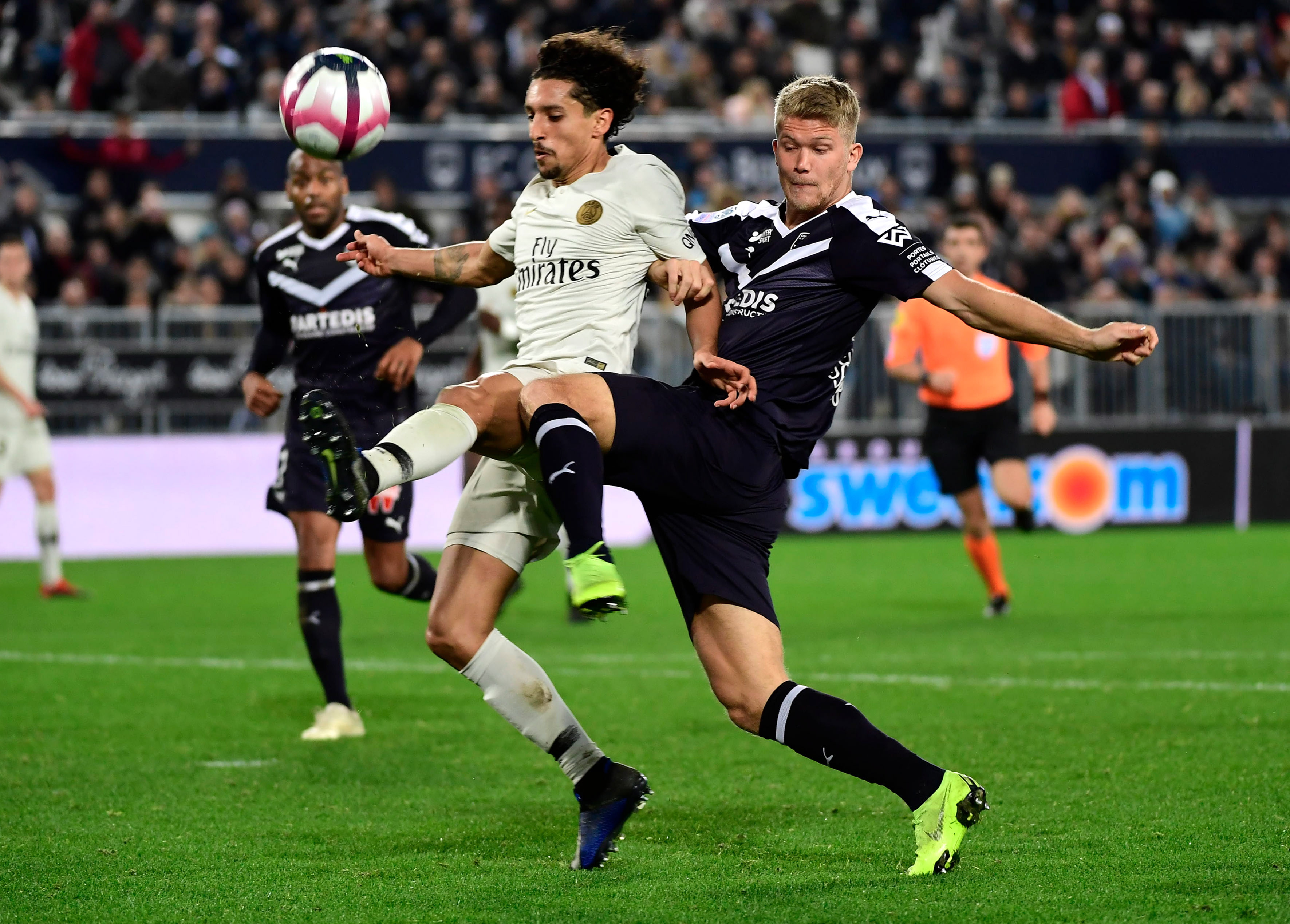 足球——法甲联赛:巴黎圣日耳曼战平波尔多