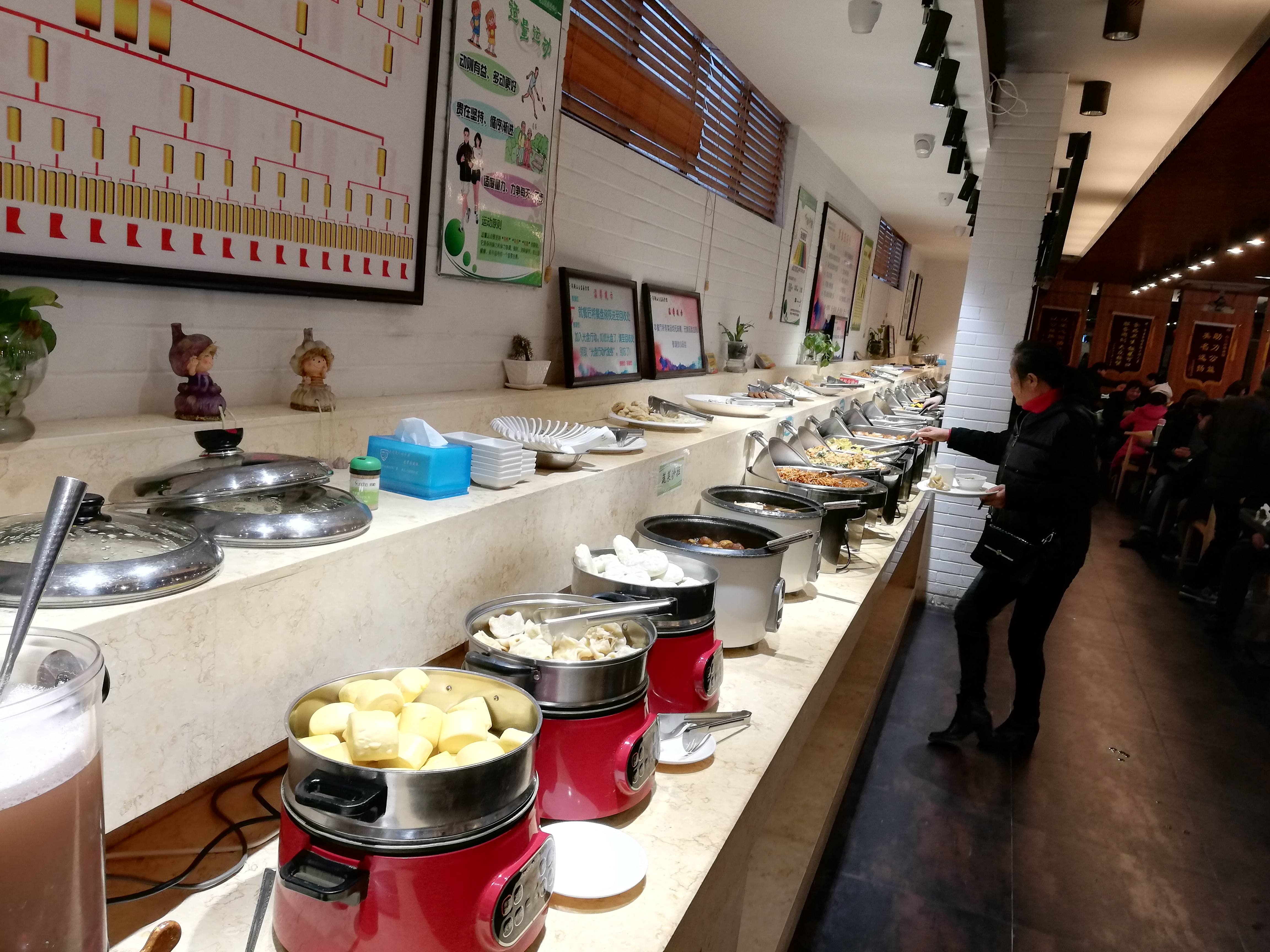 马鞍山膳食馆,实体 公益模式创新者