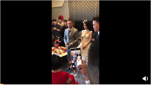 快手网红刘一手举办婚礼,新娘董莹莹皮肤白皙,让人实在羡慕