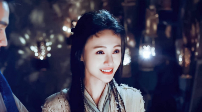 郑爽胖回来了颜值飙升,换上古装后连"凤九"都被比下去了!