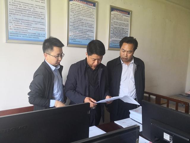 李彦荣召开河湖清"四乱"工作交办约谈会