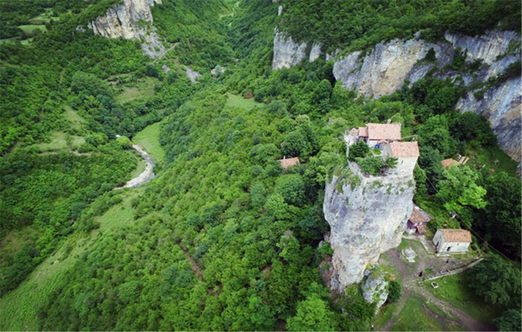 山间小屋图片 隐居图片