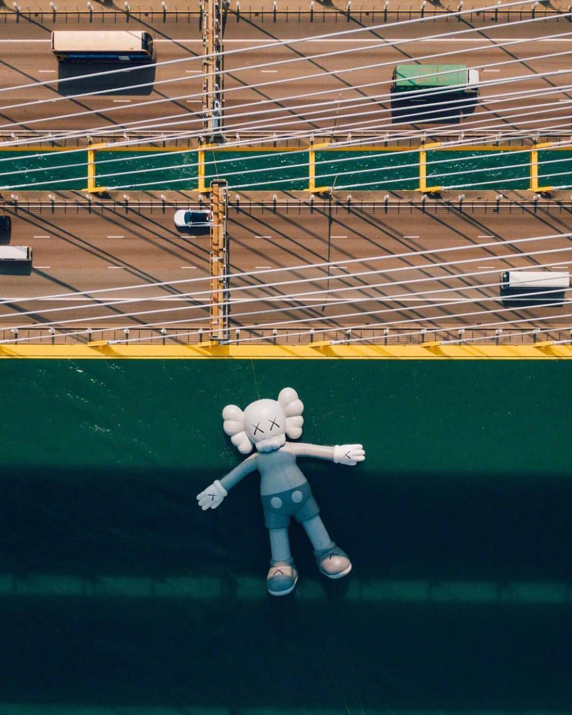 分享一波kaws壁纸