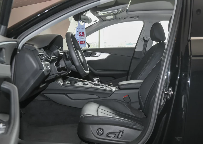 奥迪a4l45 tfsi quattro 个性运动版,时尚个性,年轻人的爱车