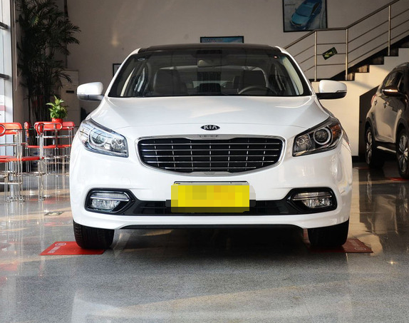 赏析东风悦达起亚k4,炫酷漂亮的外观,颇受年轻人欢迎