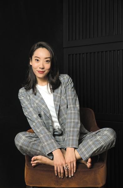 "新喜剧之王"鄂靖文 还没做好走红的准备