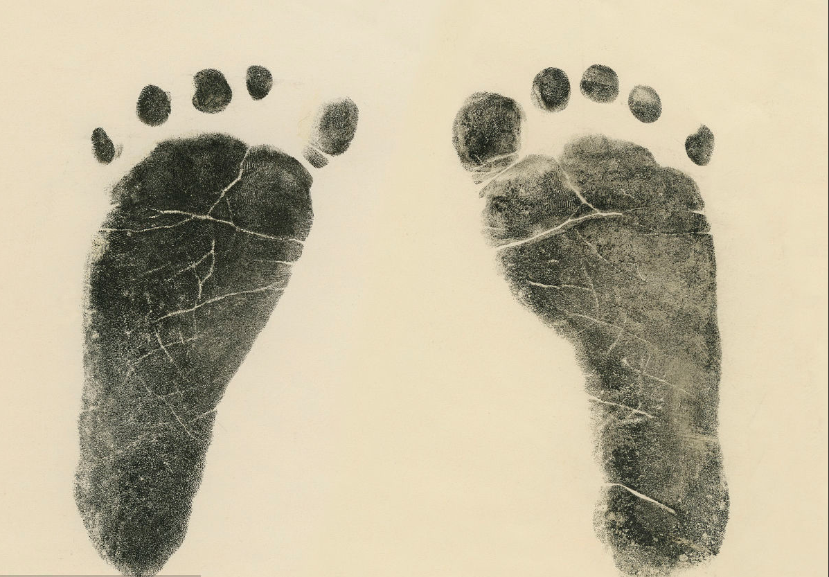 新生儿出生后为什么要留脚印?或许医生没告知,但父母也要知道!