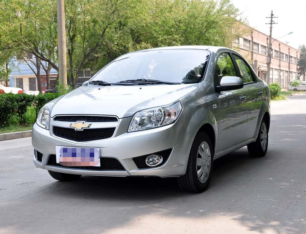 开着时尚前卫大方的雪佛兰-乐风,工艺质量精细,颜值在线,非常满意!