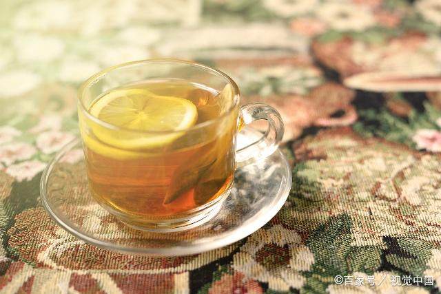 女人坚持一个月睡前喝"蜂蜜水",这4件好事悄悄发生在你身上!