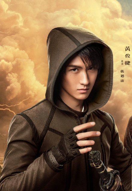 《盗墓笔记》"铁三角"官宣,朱一龙新造型,"王胖子"却是熟人