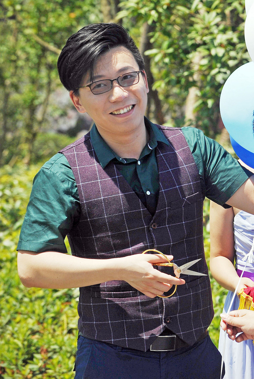 近日,关于陈铭的感情瓜卷起了一场小风波.