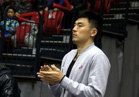 从"小二"到"二爷",再到辽篮第一人!低调的李晓旭家里真有矿