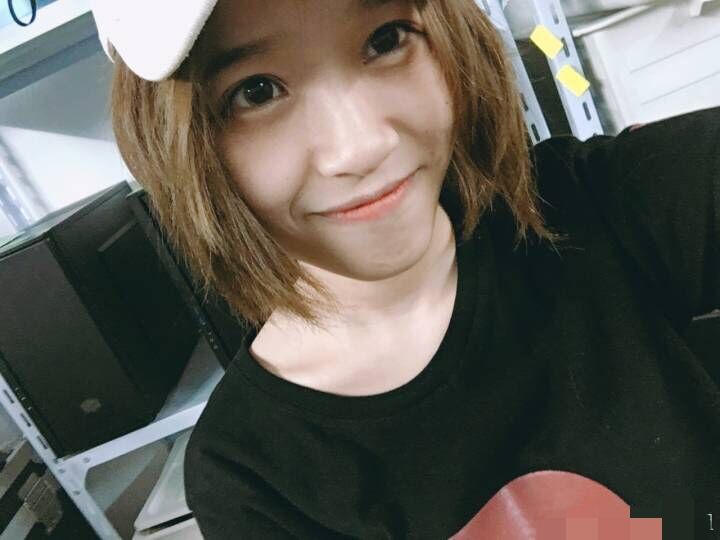 lpl妖风小姐姐失恋了?剪短发与lol官博硬刚?网友:容易找到真爱