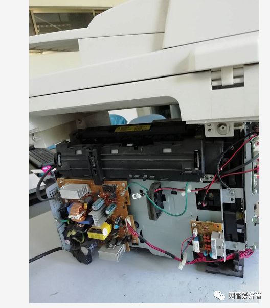 富士施乐 xeror phaser 3200 mfp不能打印一半黑一般正常,拆机