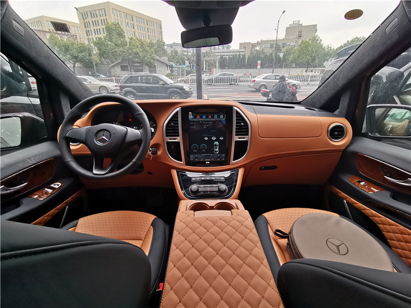 进口奔驰商务车七座豪华车metris 高端mpv全新商务内饰大空间