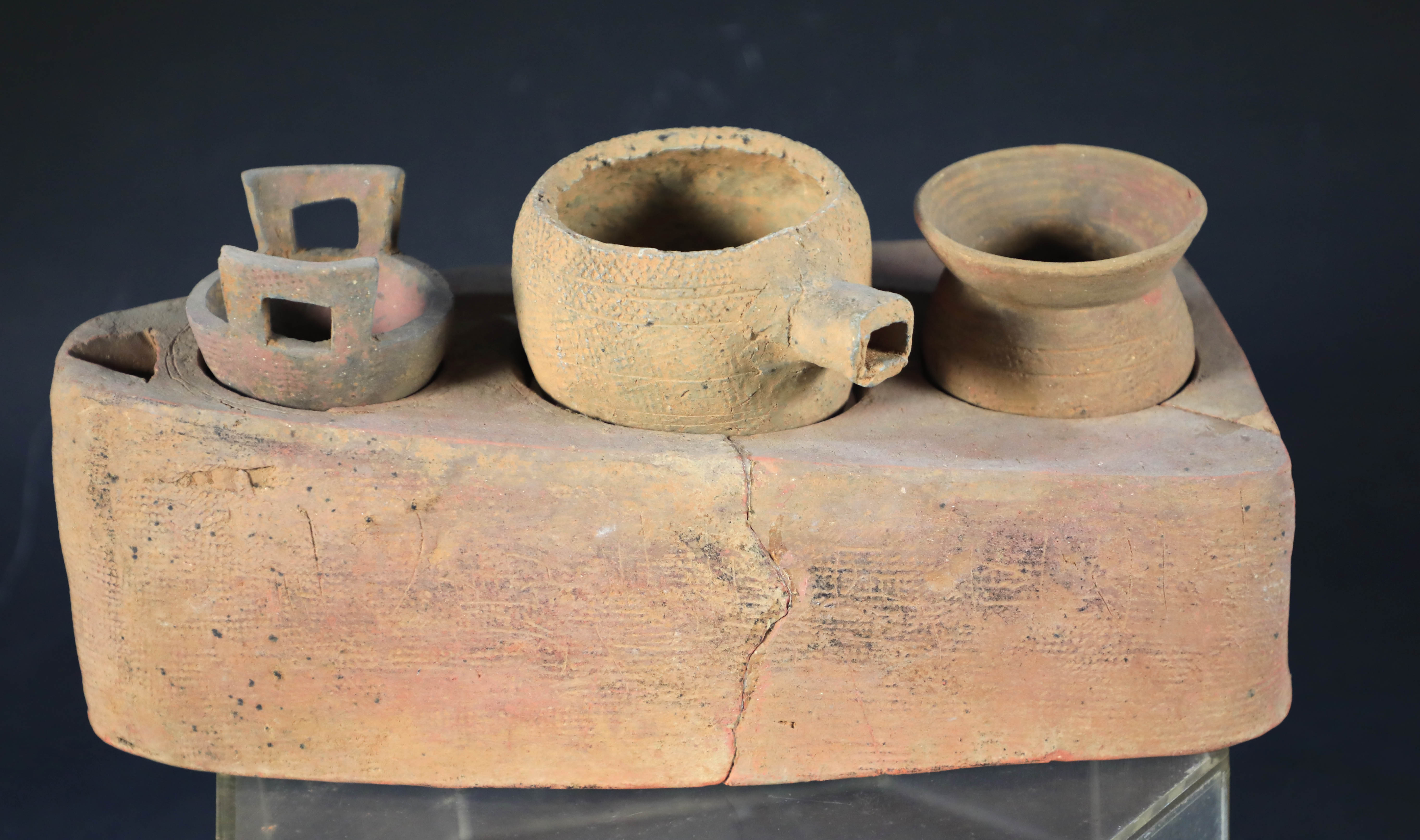 江西丰城张华青:耗尽家财收藏数千件洪州窑物件,想为宝贝安个家