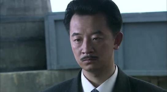 强龙不压地头蛇,他是个外来的杭州人,为何能跻身上海三大亨?