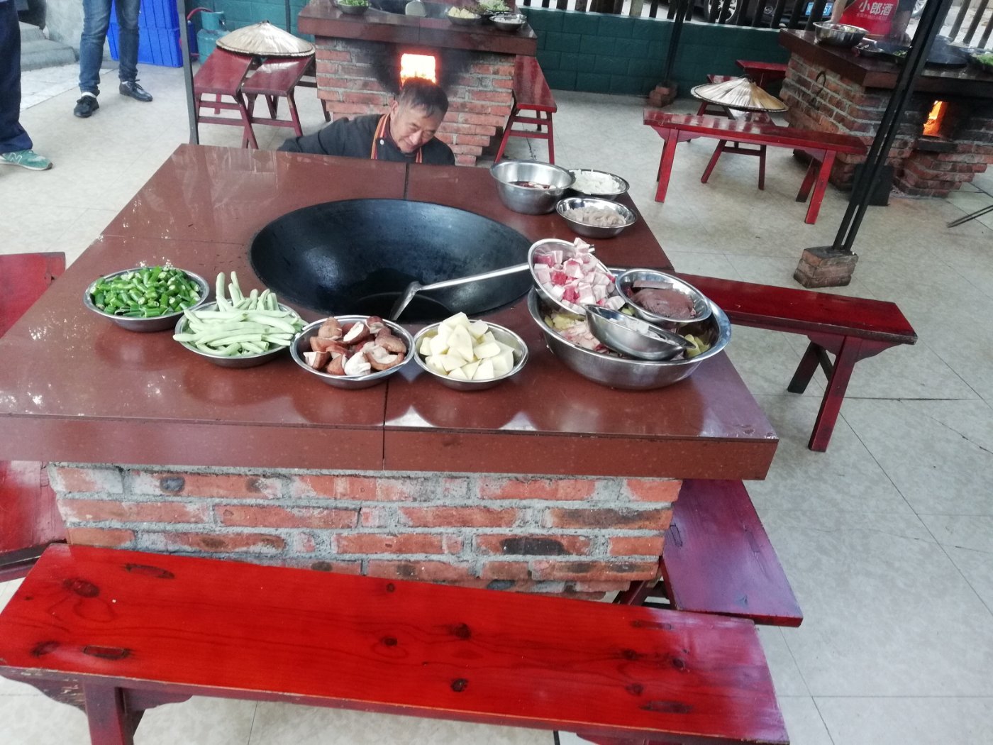 绵阳竟有如此多的鸡店,御营坝柴火鸡