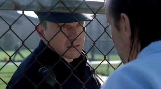 《越狱》中最孤单的狱警